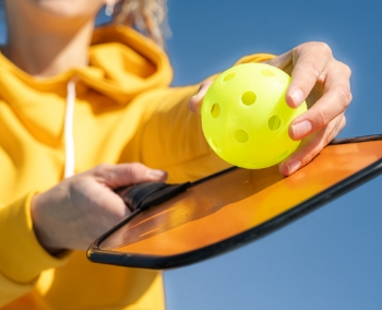 Pratique du pickelball en Ardèche au RC Padel