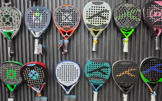 L'Espace Shop du RC Padel, club de padel en Ardèche à Vallon-Pont-d'Arc